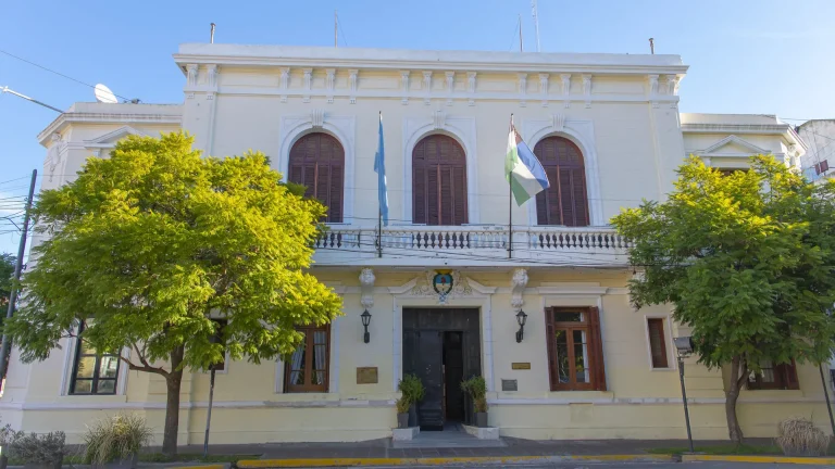 Faltas graves: 6 cesantías y 33 suspensiones en el Estado