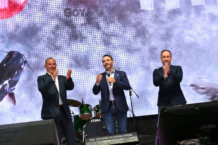 La 49° Fiesta Nacional del Surubí arrancó con récord histórico de participación