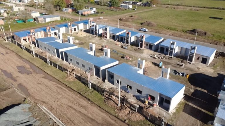 Con fondos propios, Provincia impulsa un plan habitacional y obras históricas en Salto Grande