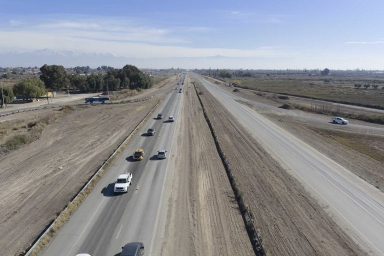 Modernización del Acceso Este: por el avance de las obras se habilitó la circulación de doble sentido en un tramo clave
