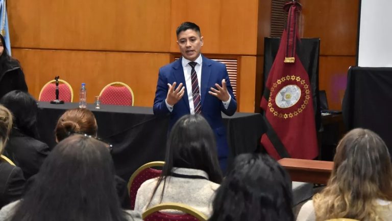 Empleados públicos fueron capacitados en Oratoria y Comunicación Efectiva