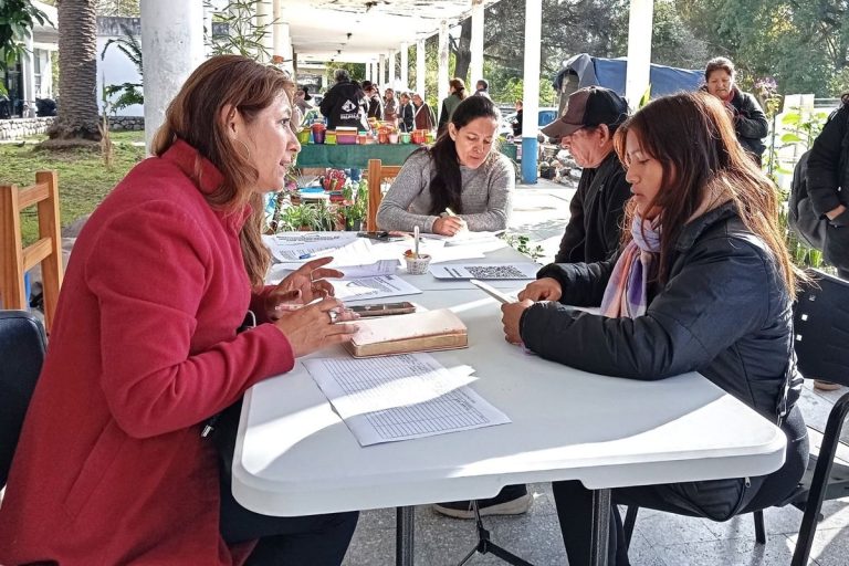 La Oficina Móvil de Discapacidad continúa recorriendo la provincia y llega a El Carmen