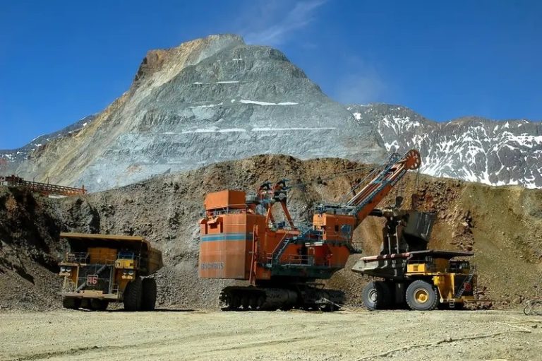 San Juan lanzó un programa de asistencia financiera para pequeños productores mineros